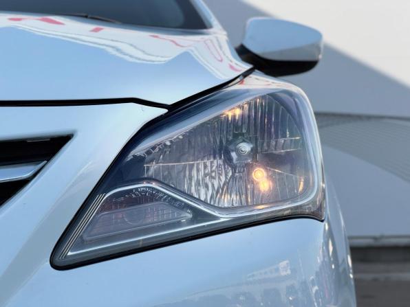 Hyundai Solaris I Рестайлинг с пробегом 2015 года, цена 1 130 000 рублей, 119972 км, седан, Автокод Объявления
