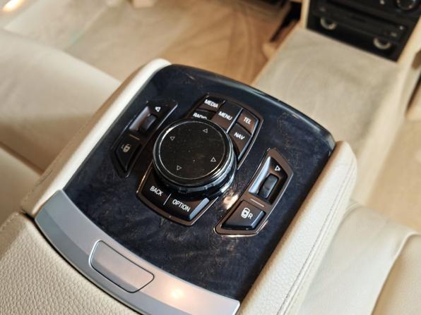 BMW 7 серии V (F01/F02/F04) Рестайлинг с пробегом 2014 года, цена 1 593 000 рублей, 297157 км, седан, Автокод Объявления