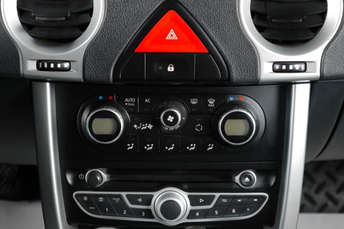 Renault Koleos I с пробегом 2011 года, цена 1 059 000 рублей, 388000 км, внедорожник, Автокод Объявления