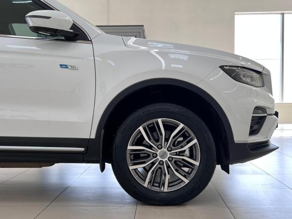 Geely Atlas Pro с пробегом 2024 года, цена 2 450 000 рублей, 23512 км, внедорожник, Автокод Объявления