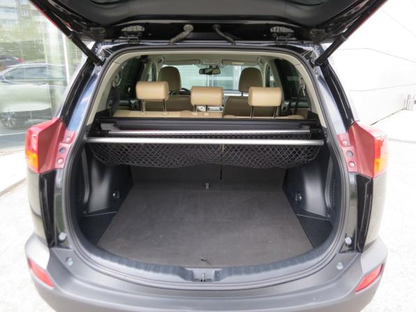Toyota RAV4 IV (XA40) с пробегом 2015 года, цена 2 290 000 рублей, 165759 км, внедорожник, Автокод Объявления