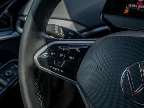 Volkswagen ID.4 с пробегом 2022 года, цена 3 840 000 рублей, 49612 км, внедорожник, Автокод Объявления