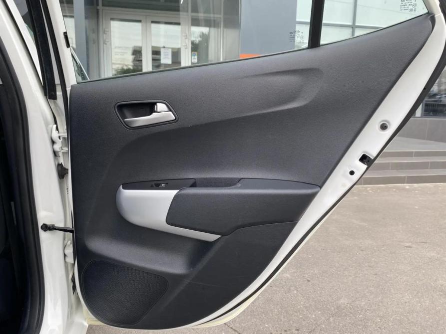 Kia Picanto III Краснодар  - изображение 17