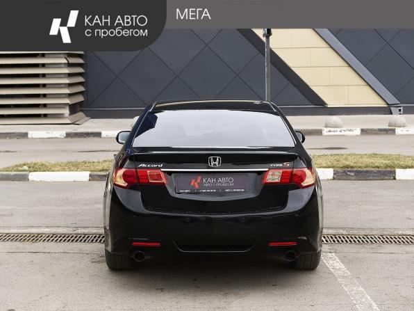 Honda Accord VIII Рестайлинг с пробегом 2011 года, цена 1 300 000 рублей, 253833 км, седан, Автокод Объявления