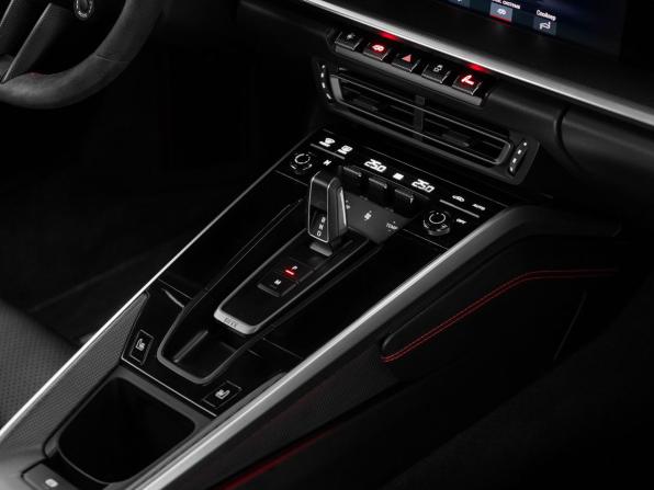 Porsche 911 VIII (992) с пробегом 2021 года, цена 22 950 000 рублей, 8423 км, купе, Автокод Объявления