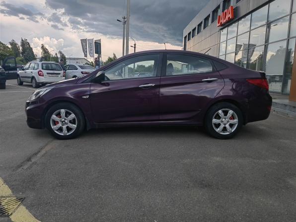 Hyundai Solaris I с пробегом 2012 года, цена 850 000 рублей, 79072 км, седан, Автокод Объявления
