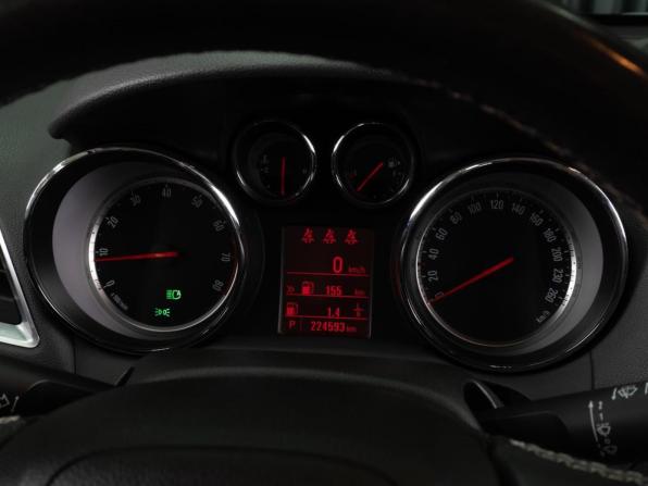 Opel Mokka I с пробегом 2013 года, цена 955 000 рублей, 224593 км, внедорожник, Автокод Объявления