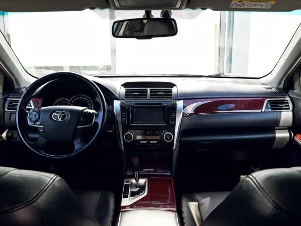 Toyota Camry VII (XV50) с пробегом 2013 года, цена 1 685 000 рублей, 230000 км, седан, Автокод Объявления