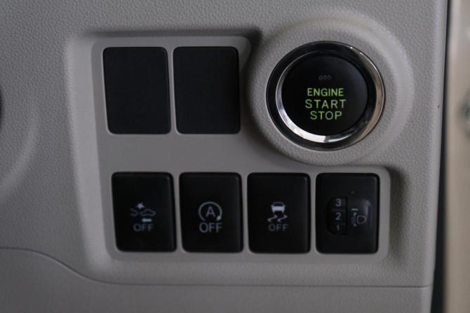 Toyota Passo III с пробегом 2015 года, цена 919 000 рублей, 112000 км, хэтчбек, Автокод Объявления