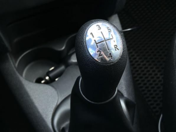 Renault Sandero II с пробегом 2015 года, цена 579 000 рублей, 188000 км, хэтчбек, Автокод Объявления