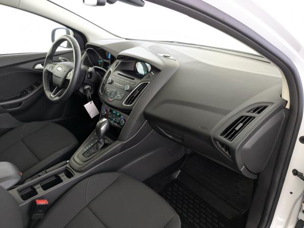 Ford Focus III Рестайлинг с пробегом 2017 года, цена 1 550 000 рублей, 6307 км, седан, Автокод Объявления
