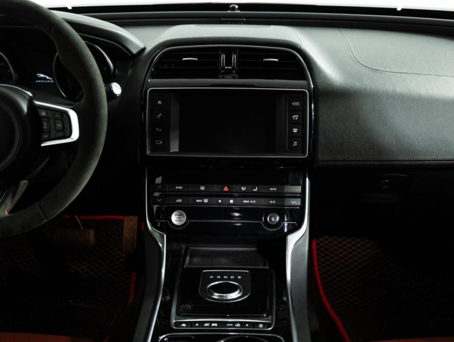 Jaguar XE I Санкт-Петербург  - изображение 15