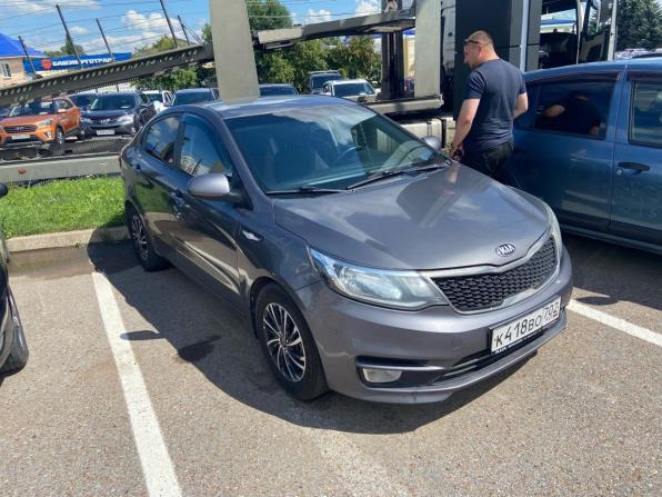 Kia Rio III Рестайлинг с пробегом 2015 года, цена 860 000 рублей, 194031 км, седан, Автокод Объявления