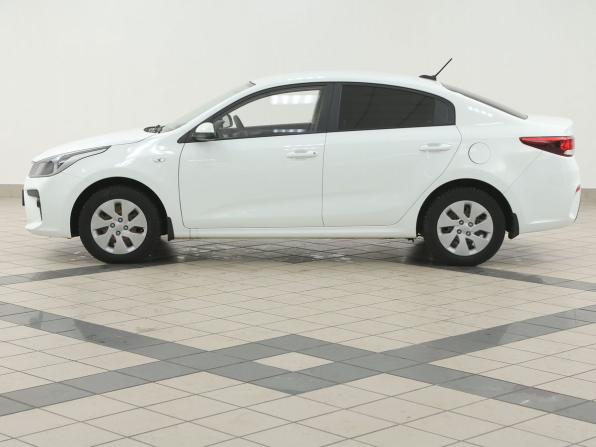 Kia Rio IV с пробегом 2018 года, цена 1 025 000 рублей, 98097 км, седан, Автокод Объявления