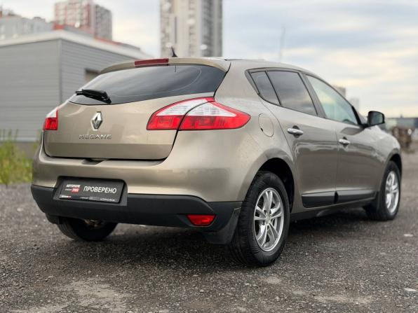 Renault Megane III Рестайлинг с пробегом 2013 года, цена 575 000 рублей, 268000 км, хэтчбек, Автокод Объявления