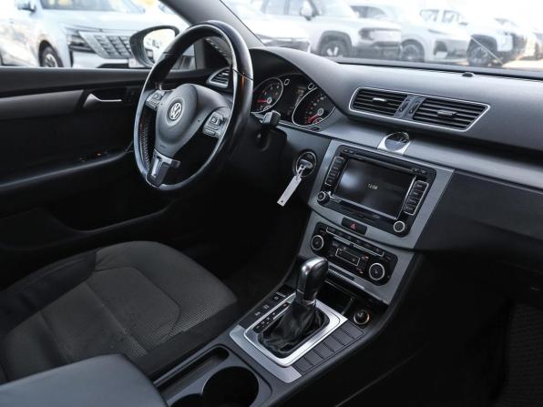 Volkswagen Passat B7 с пробегом 2011 года, цена 949 000 рублей, 174256 км, седан, Автокод Объявления