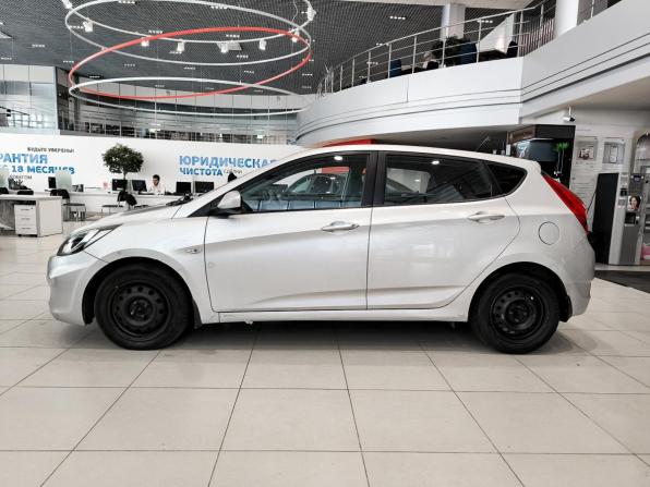 Hyundai Solaris I с пробегом 2012 года, цена 530 000 рублей, 241000 км, хэтчбек, Автокод Объявления