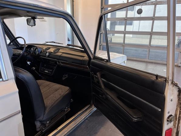 Lada (ВАЗ) 2106 с пробегом 1990 года, цена 94 000 рублей, 88139 км, седан, Автокод Объявления