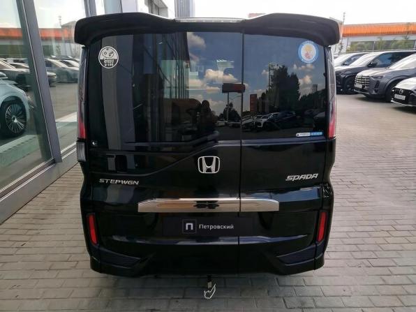 Honda Stepwgn V с пробегом 2016 года, цена 1 850 000 рублей, 96573 км, минивэн, Автокод Объявления