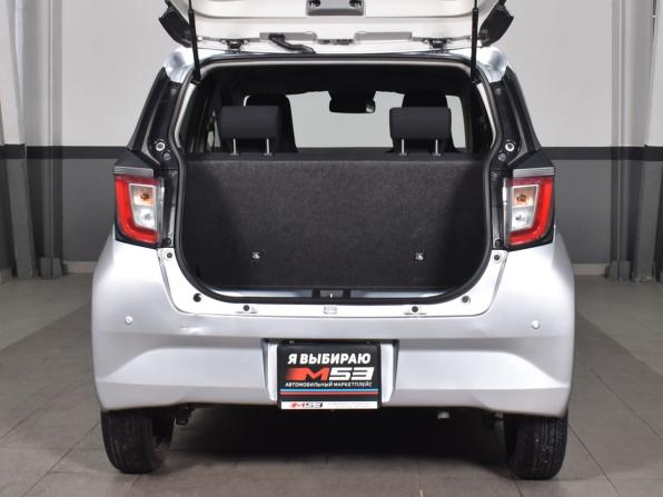 Daihatsu Mira e:S II с пробегом 2019 года, цена 822 999 рублей, 52310 км, хэтчбек, Автокод Объявления