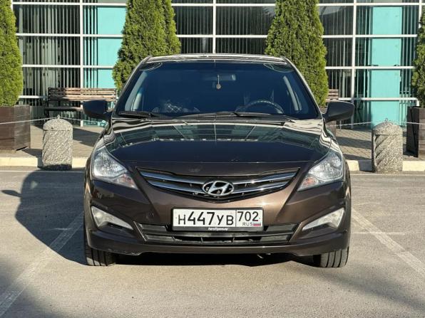 Hyundai Solaris I Рестайлинг с пробегом 2015 года, цена 1 050 000 рублей, 160000 км, седан, Автокод Объявления