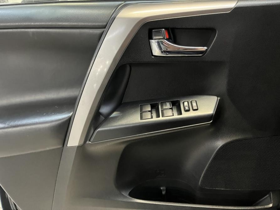 Toyota RAV4 IV (XA40) Рестайлинг Курск  - изображение 16