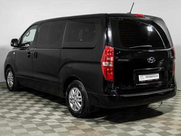Hyundai H-1 II Рестайлинг с пробегом 2017 года, цена 2 250 000 рублей, 222600 км, минивэн, Автокод Объявления