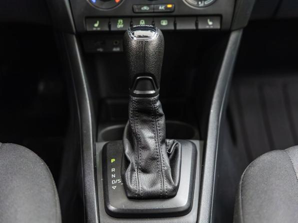 Skoda Rapid I Рестайлинг с пробегом 2017 года, цена 1 188 000 рублей, 92188 км, лифтбек, Автокод Объявления