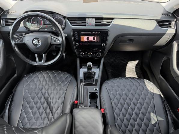 Skoda Octavia III (A7) Рестайлинг с пробегом 2018 года, цена 1 580 000 рублей, 136212 км, лифтбек, Автокод Объявления