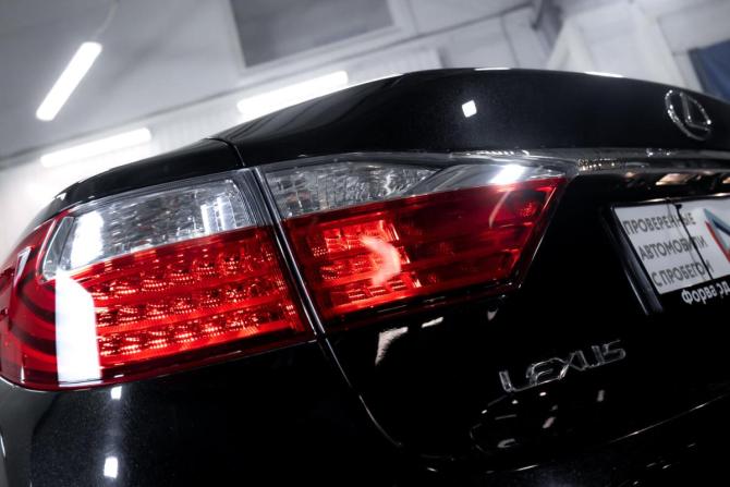 Lexus ES VI с пробегом 2013 года, цена 2 050 000 рублей, 255978 км, седан, Автокод Объявления