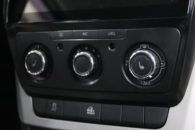 Skoda Yeti I с пробегом 2012 года, цена 1 025 250 рублей, 165620 км, внедорожник, Автокод Объявления