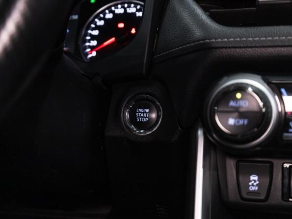 Toyota RAV4 V (XA50) с пробегом 2021 года, цена 3 399 000 рублей, 71986 км, внедорожник, Автокод Объявления