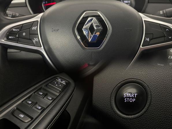 Renault Arkana I с пробегом 2019 года, цена 1 350 000 рублей, 124618 км, внедорожник, Автокод Объявления