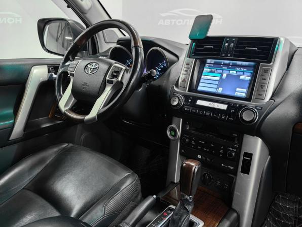 Toyota Land Cruiser Prado 150 Series Рестайлинг 1 с пробегом 2013 года, цена 3 015 000 рублей, 285000 км, внедорожник, Автокод Объявления
