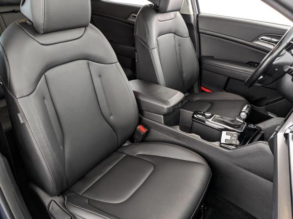 Kia Sportage V с пробегом 2023 года, цена 3 500 000 рублей, 49730 км, внедорожник, Автокод Объявления