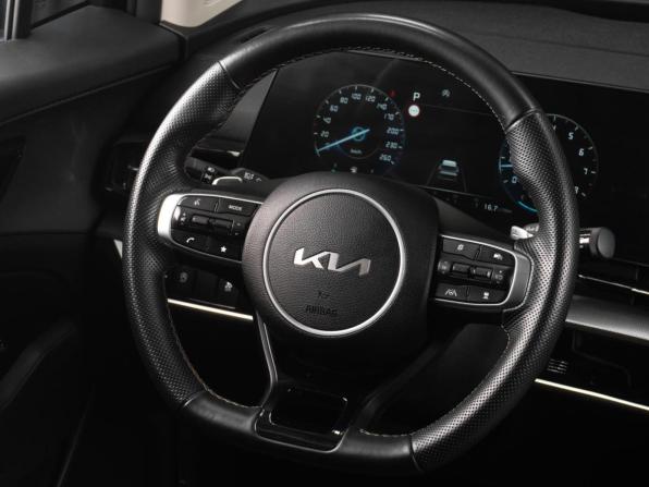 Kia Sportage V с пробегом 2023 года, цена 3 749 000 рублей, 34533 км, внедорожник, Автокод Объявления