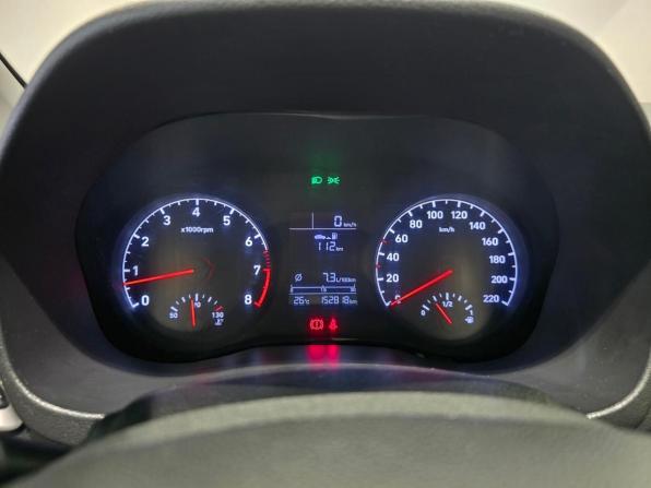 Hyundai Solaris II с пробегом 2017 года, цена 920 000 рублей, 152817 км, седан, Автокод Объявления
