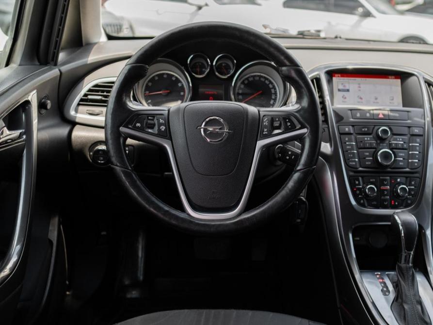 Opel Astra J Рестайлинг Сочи  - изображение 12
