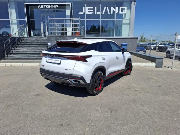 Omoda C5 I с пробегом 2023 года, цена 1 790 000 рублей, 48458 км, внедорожник, Автокод Объявления