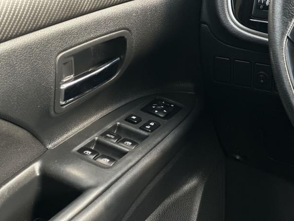 Mitsubishi Outlander III Рестайлинг 2 с пробегом 2018 года, цена 1 990 000 рублей, 148915 км, внедорожник, Автокод Объявления