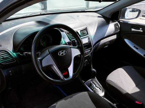 Hyundai Solaris I с пробегом 2010 года, цена 665 000 рублей, 253143 км, седан, Автокод Объявления