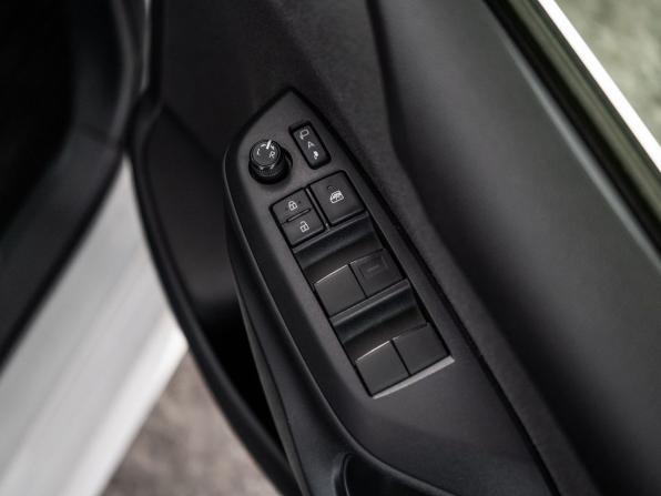 Toyota Yaris IV с пробегом 2021 года, цена 1 130 000 рублей, 88305 км, хэтчбек, Автокод Объявления