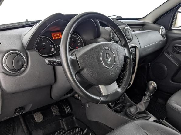 Renault Duster I с пробегом 2015 года, цена 1 250 000 рублей, 116283 км, внедорожник, Автокод Объявления