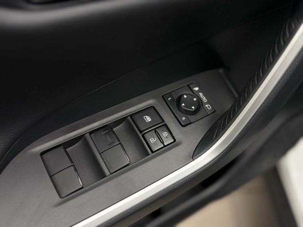 Toyota RAV4 V (XA50) с пробегом 2023 года, цена 4 135 000 рублей, 8553 км, внедорожник, Автокод Объявления