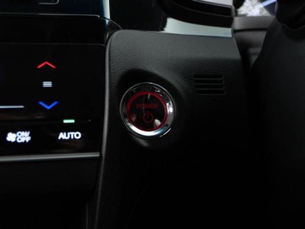 Honda Shuttle II с пробегом 2018 года, цена 1 380 046 рублей, 132300 км, универсал, Автокод Объявления