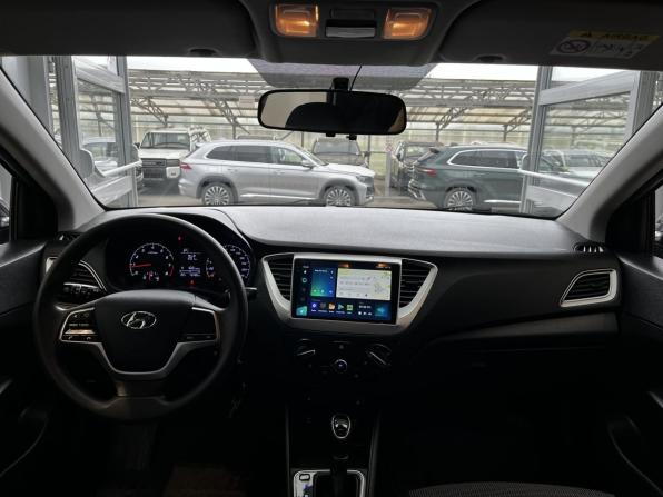 Hyundai Solaris II Рестайлинг с пробегом 2021 года, цена 1 560 000 рублей, 46000 км, седан, Автокод Объявления