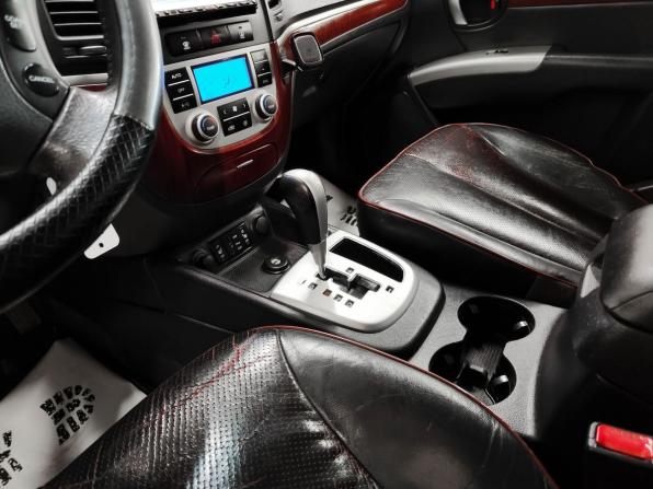 Hyundai Santa Fe II с пробегом 2008 года, цена 862 400 рублей, 176767 км, внедорожник, Автокод Объявления