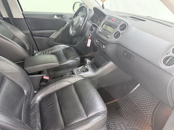 Volkswagen Tiguan I с пробегом 2009 года, цена 1 179 000 рублей, 196104 км, внедорожник, Автокод Объявления