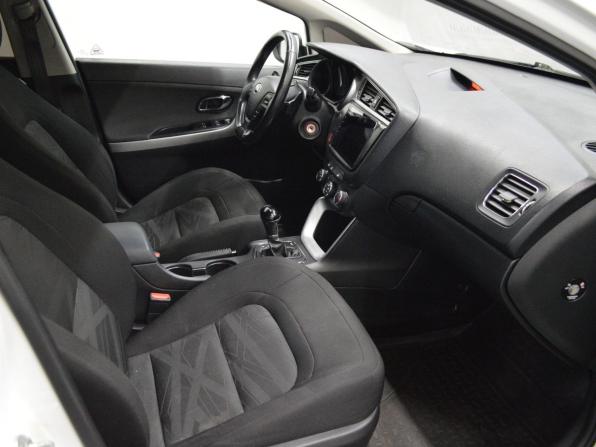 Kia Ceed II Рестайлинг с пробегом 2015 года, цена 950 000 рублей, 182930 км, хэтчбек, Автокод Объявления