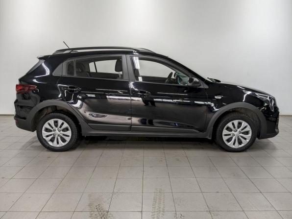 Kia Rio IV Рестайлинг с пробегом 2021 года, цена 1 690 000 рублей, 112000 км, хэтчбек, Автокод Объявления